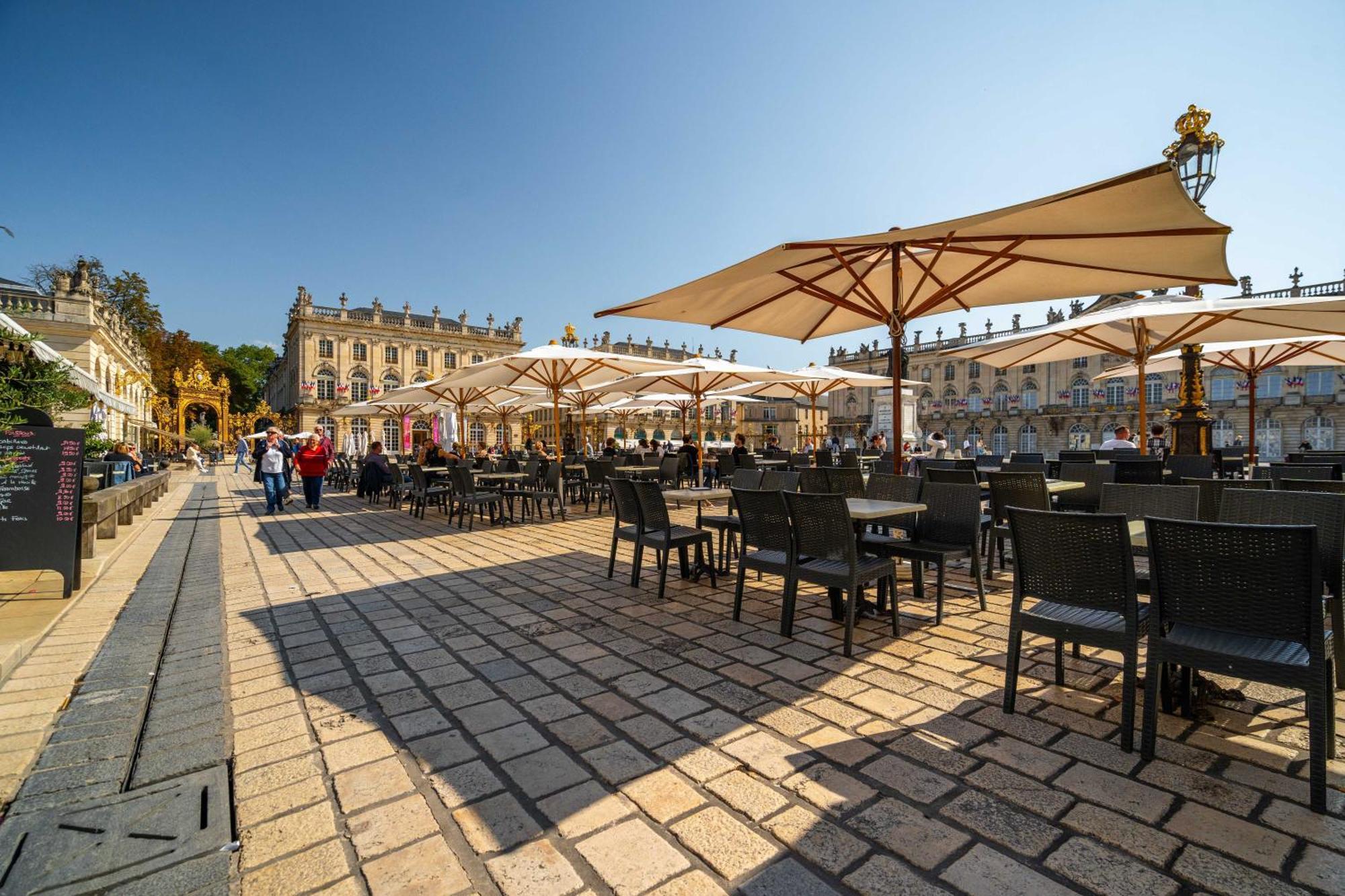 Le Precieux De Raoul Nancy Centre Avec Ascenseur Apartment Luaran gambar